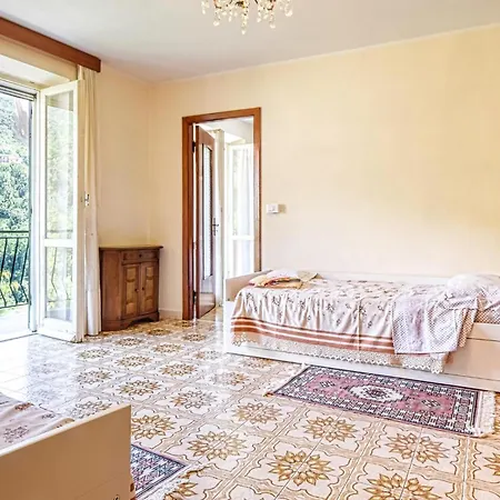 3 Bedroom Pet Friendly In Ne *