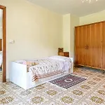 3 Bedroom Pet Friendly In Ne Διαμέρισμα