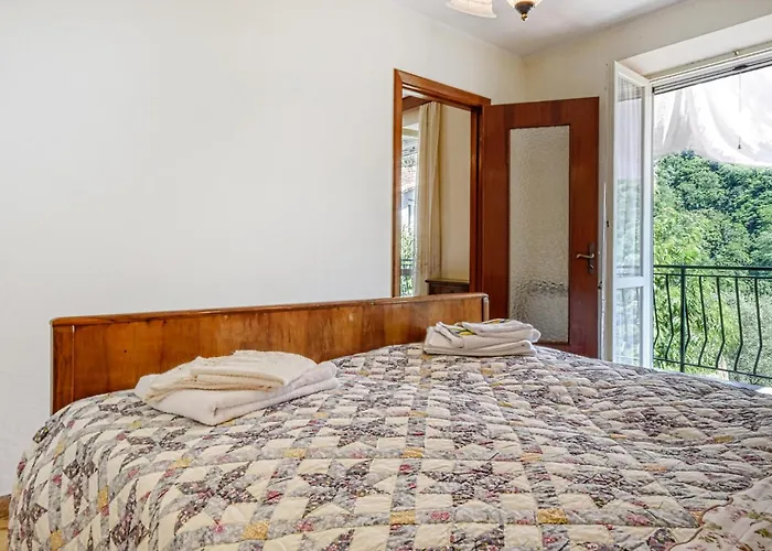 3 Bedroom Pet Friendly In Ne