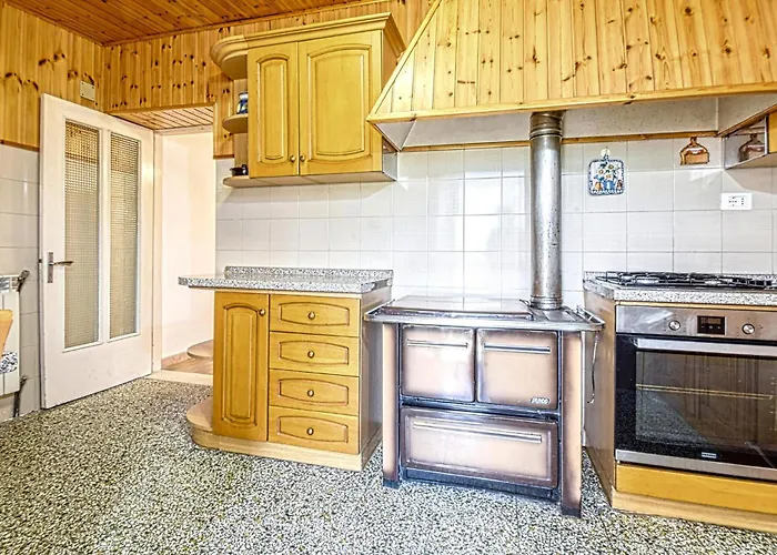 3 Bedroom Pet Friendly In Ne 公寓